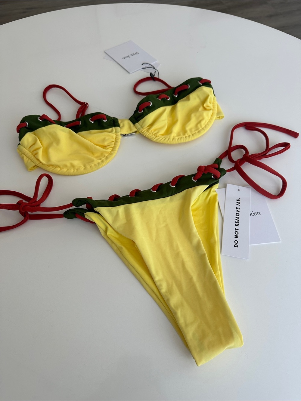 With Jéan Bikini - Picture 2 of 7
